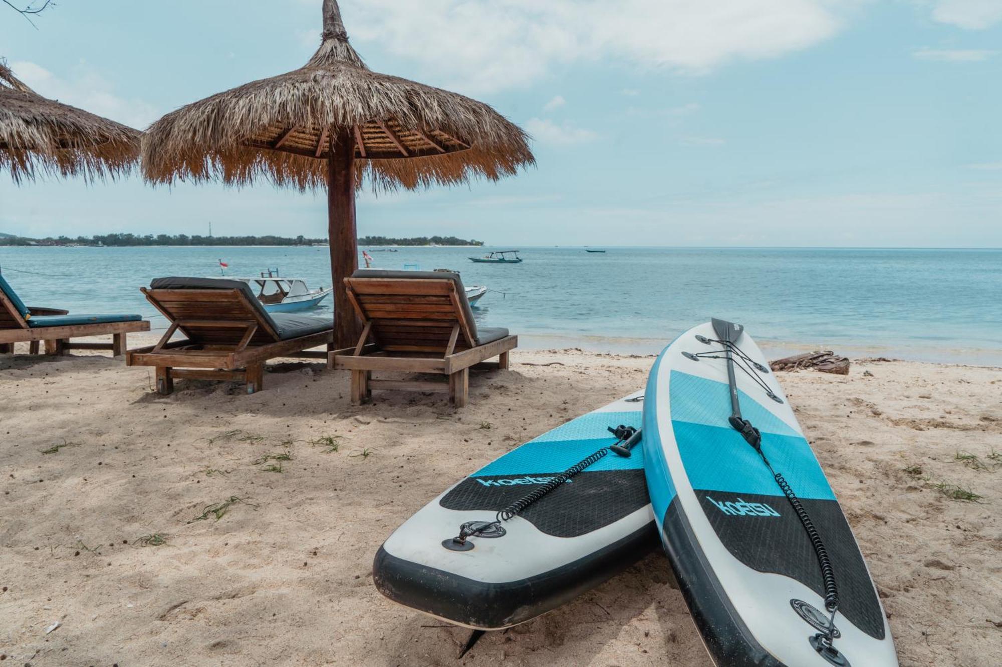 Sunscape Villa - Beachfront And Private Pool Gili Air Zewnętrze zdjęcie
