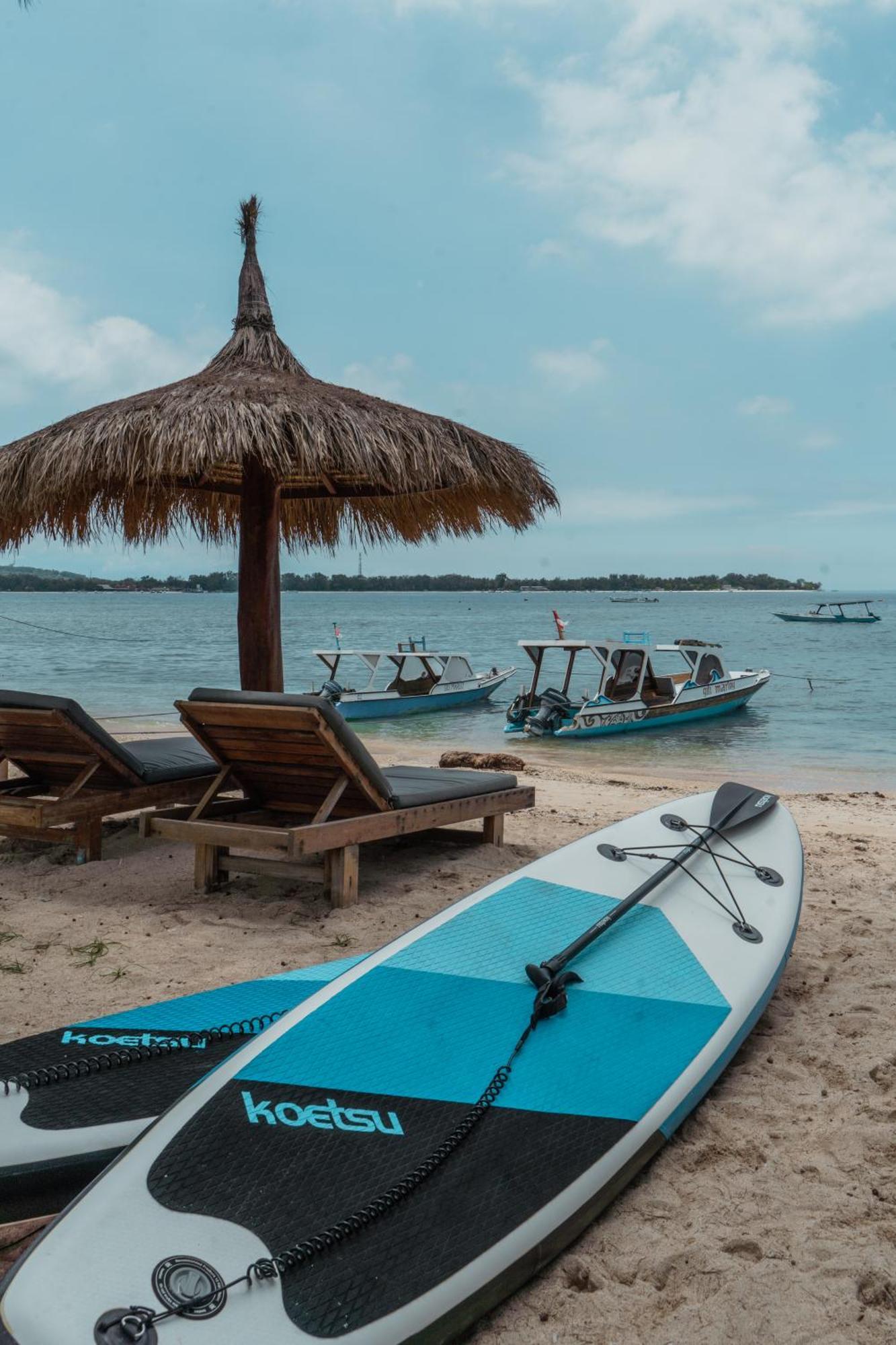 Sunscape Villa - Beachfront And Private Pool Gili Air Zewnętrze zdjęcie